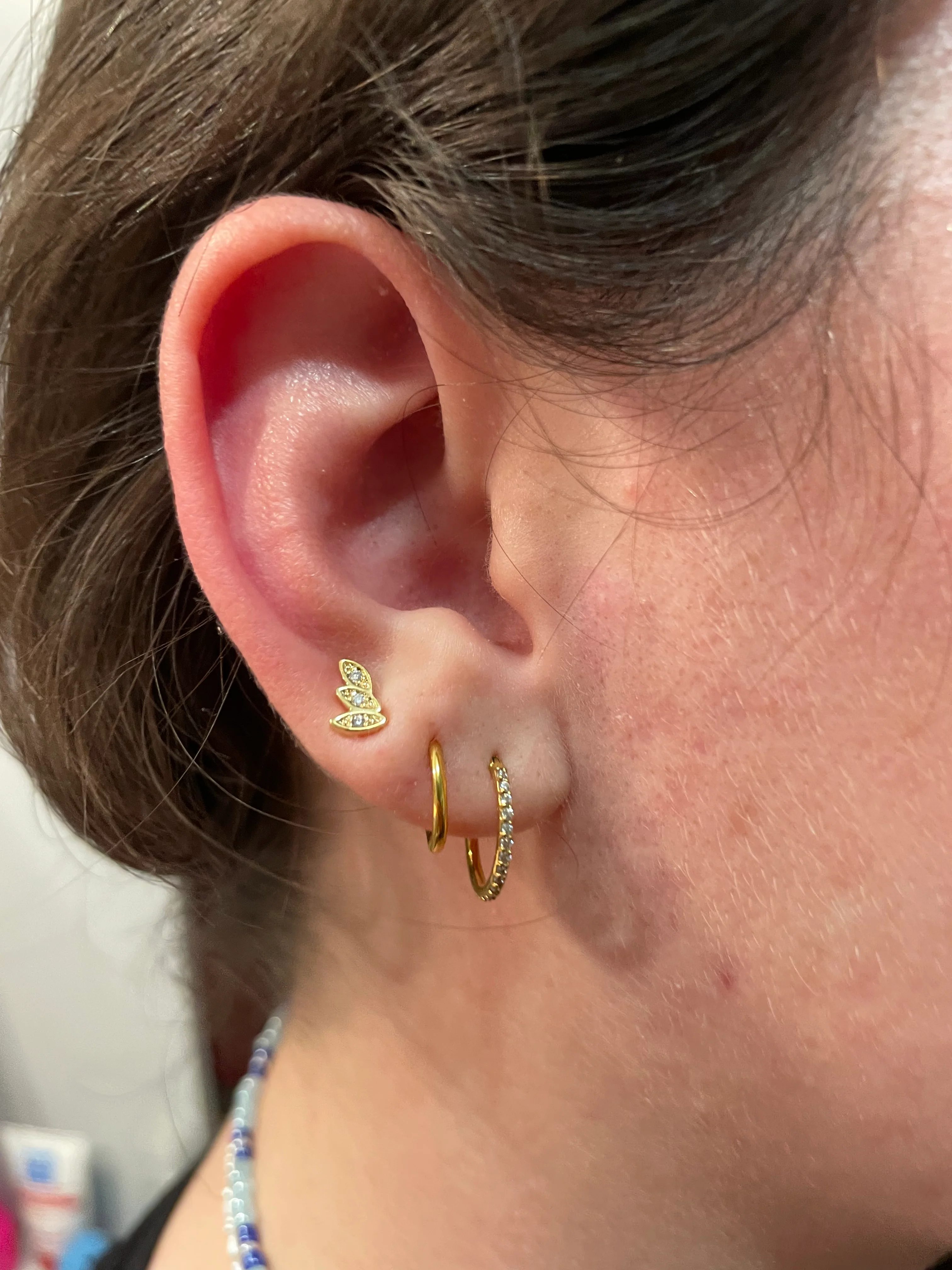 Boucle d'oreille 3 ovales brillants en acier chirurgical doré - Image 3
