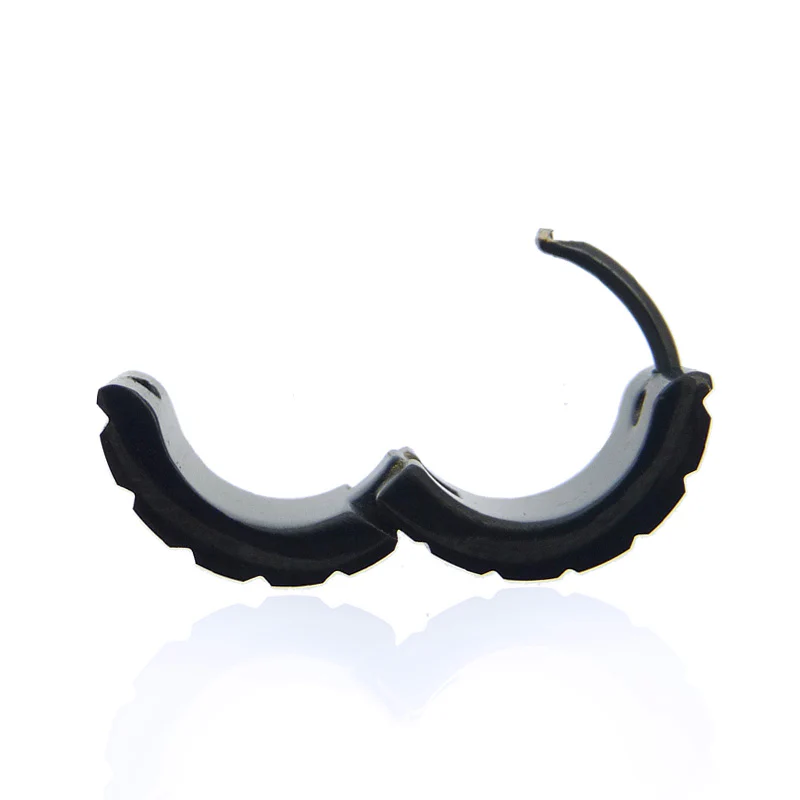 Piercing oreille : anneau noir avec gravures acier - Image 2