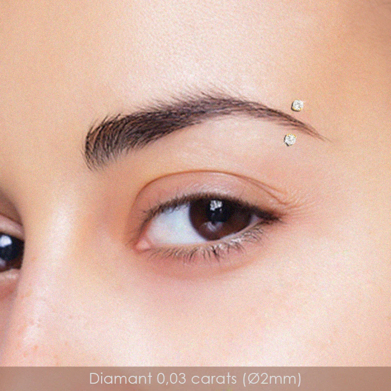 Piercing courbe or jaune et diamant 0,03 carats : arcade et oreille - Image 3