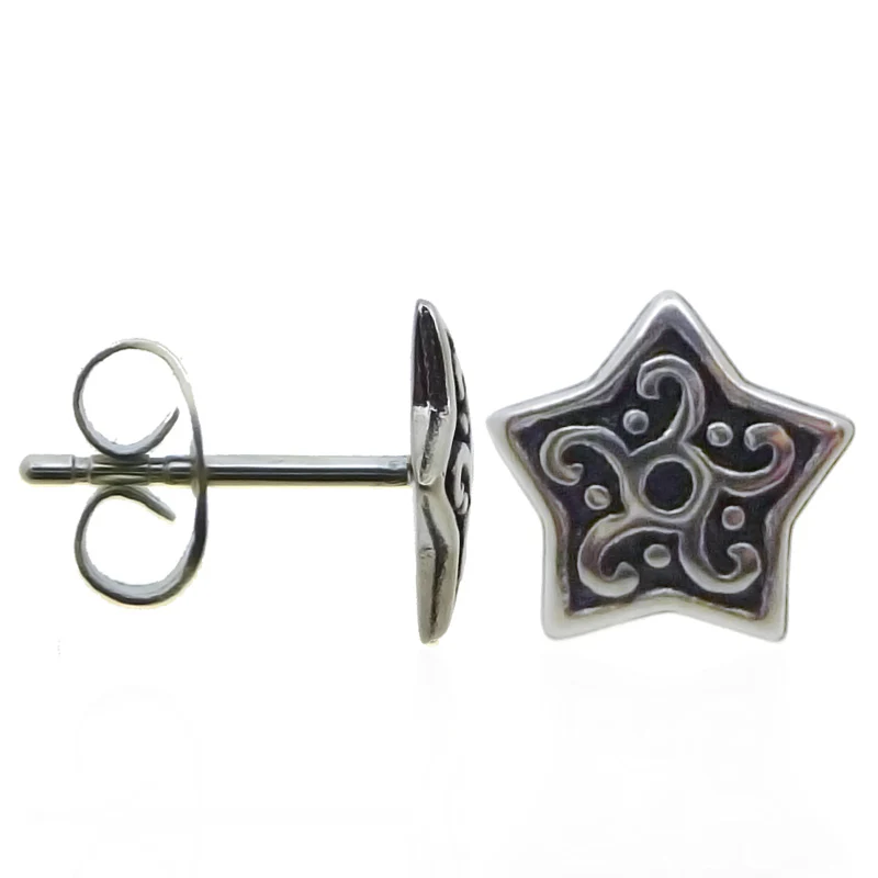 Boucle d'oreille étoile en acier chirurgical