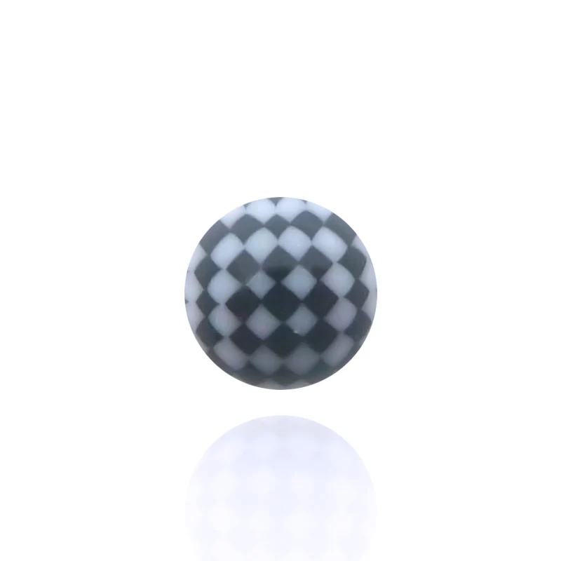 Piercing boule carreau noire et blanche