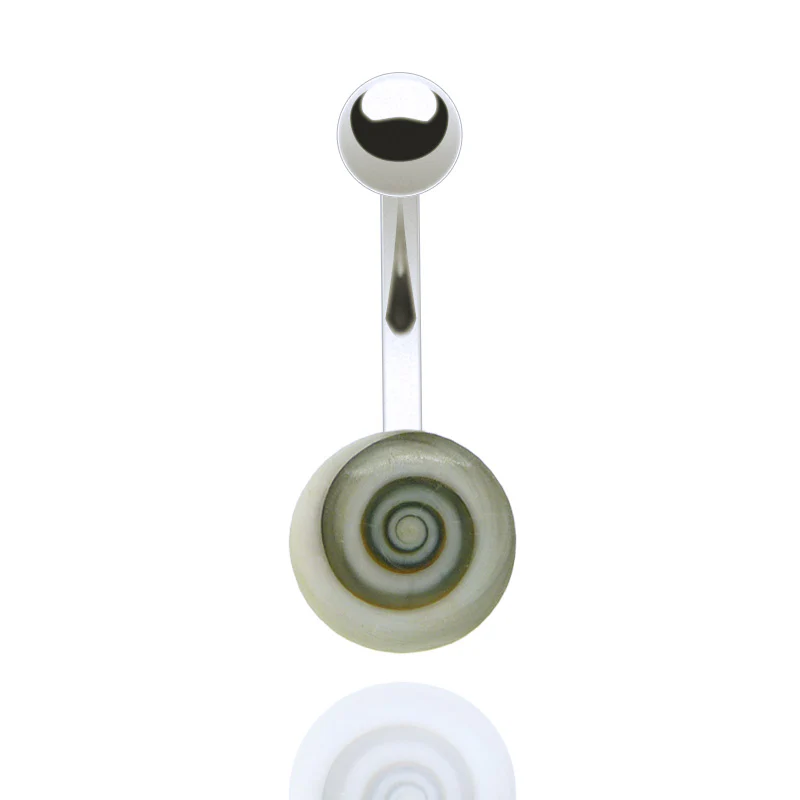 Piercing de nombril coquillage oeil de vénus
