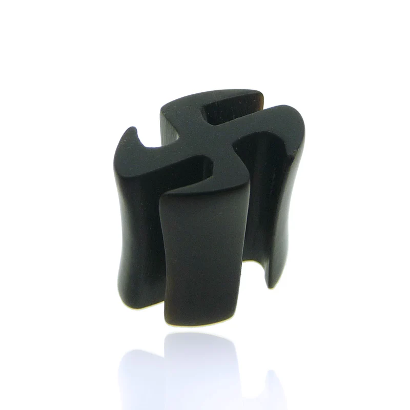 Piercing plug oreille - Image 2