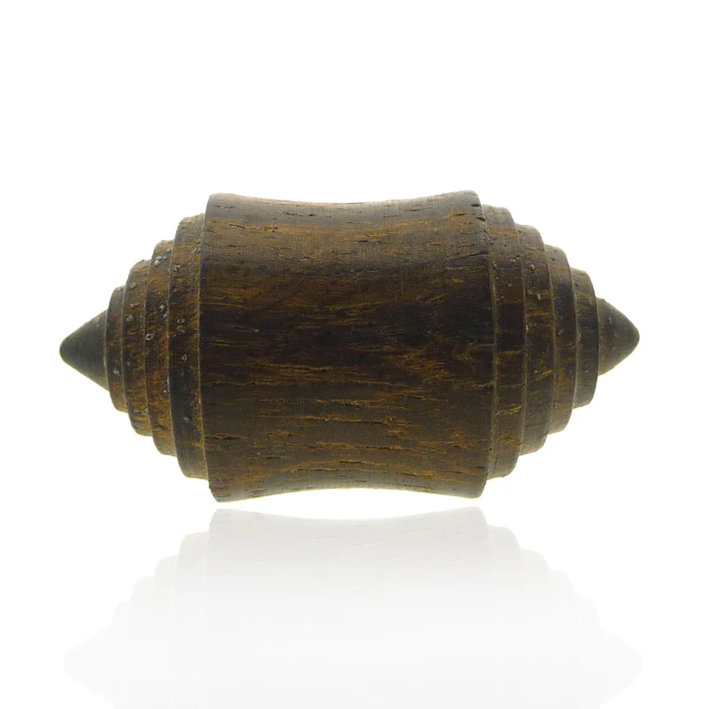 Plug en bois pour le lobe